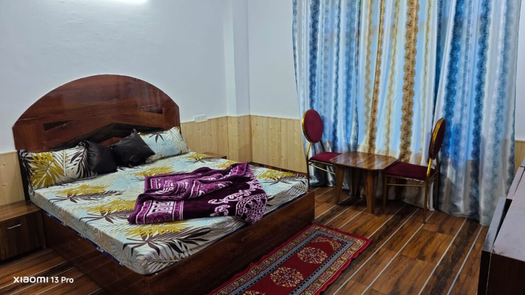 1. Room 1500