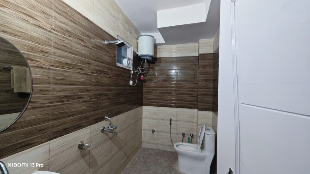 4. Room - 2500